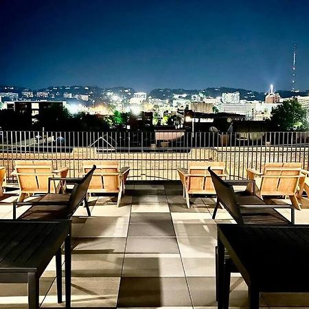 Trendy Condo! Close To Everthing Downtown Μπέρμινχαμ Εξωτερικό φωτογραφία