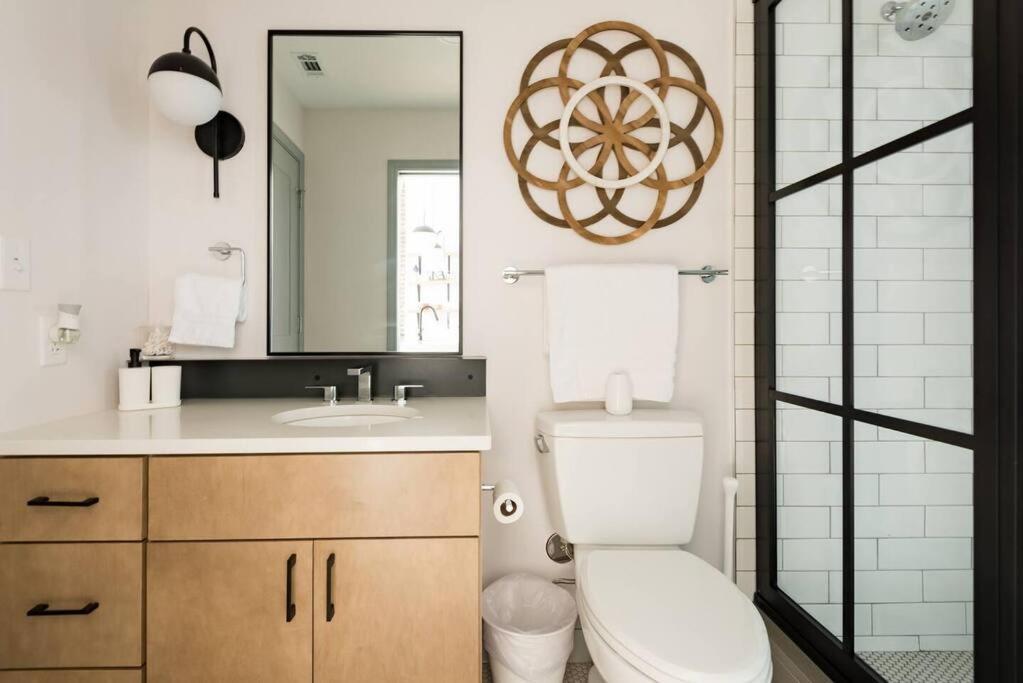 Trendy Condo! Close To Everthing Downtown Μπέρμινχαμ Εξωτερικό φωτογραφία