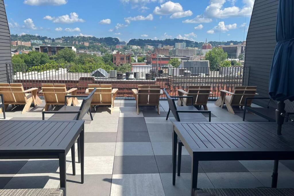 Trendy Condo! Close To Everthing Downtown Μπέρμινχαμ Εξωτερικό φωτογραφία
